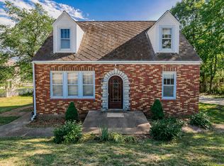 244 W North St, Eureka, MO 63025