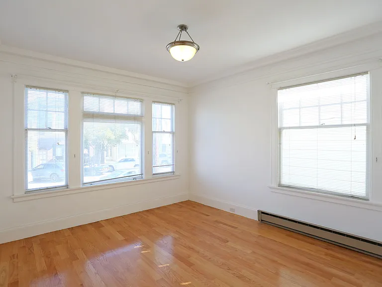 312 20th Ave #312 — Photo 2