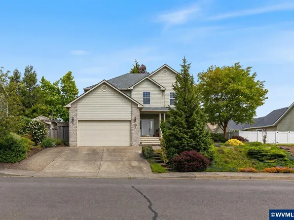 310 NW Foxglove St, Dallas, OR 97338