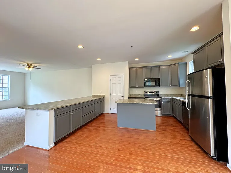 3639 Glouster Dr — Photo 6