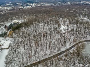 6901 Five Mile Rd NE, Belmont, MI 49306