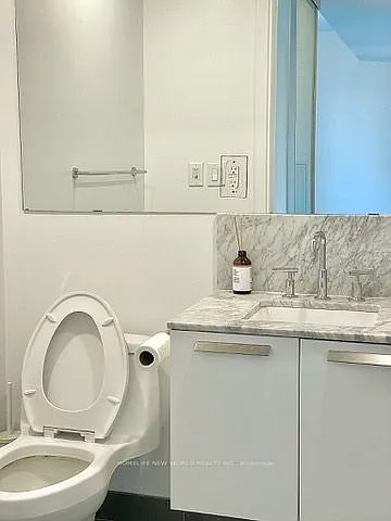 42 Charles St E #1501 — Photo 12