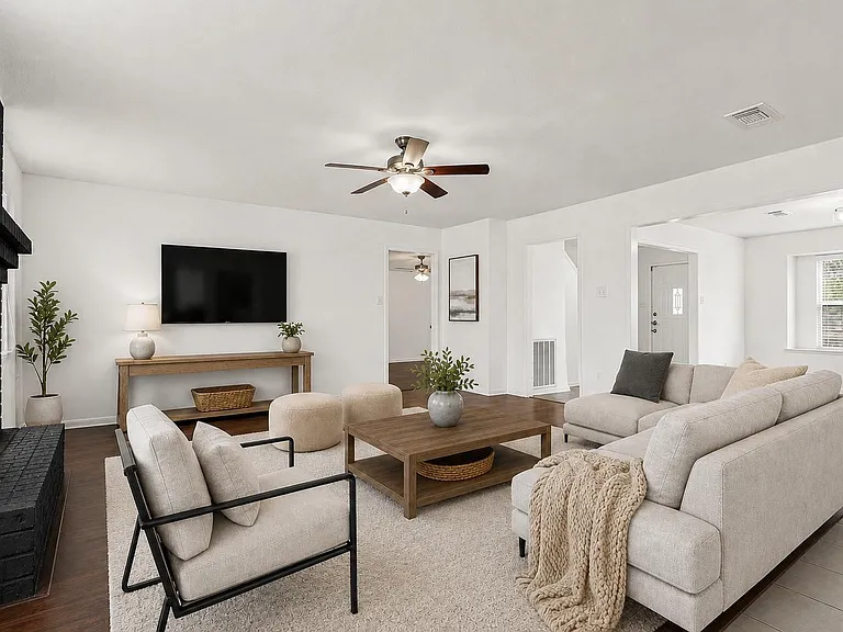 539 Belwin Dr — Photo 15