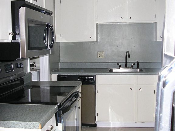 2nd image of 227 Kettering Ct #227