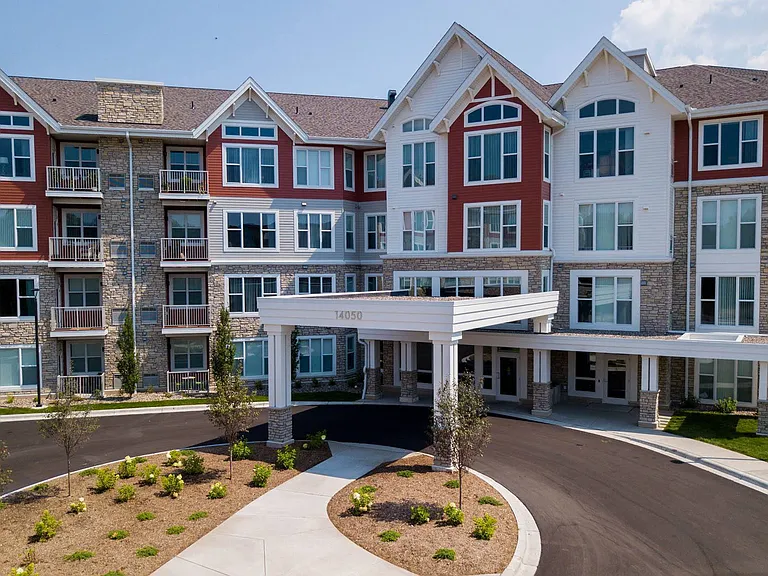 The Legends of Apple Valley 55+ Apartments — Photo 7