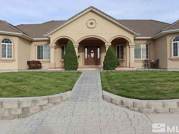 2nd image of 2905 Paiute St