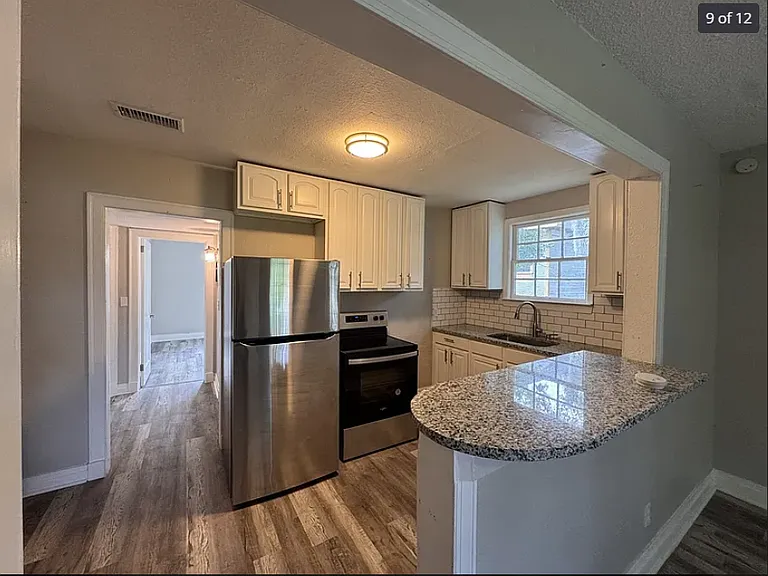 1715 Perry St #2-3-4 — Photo 5