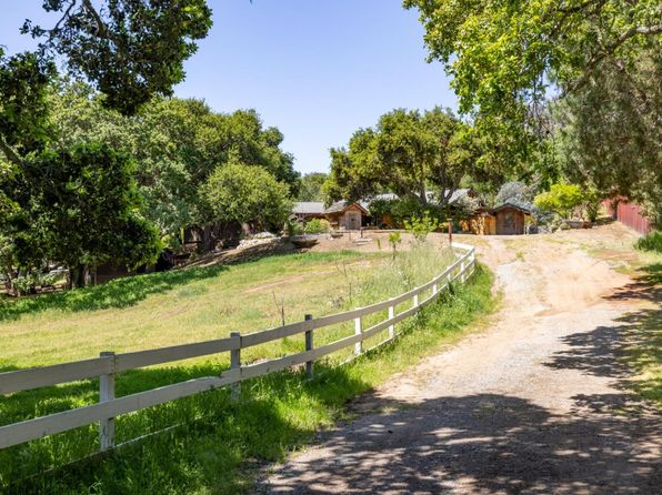 59 La Rancheria, Carmel Valley, CA 93924