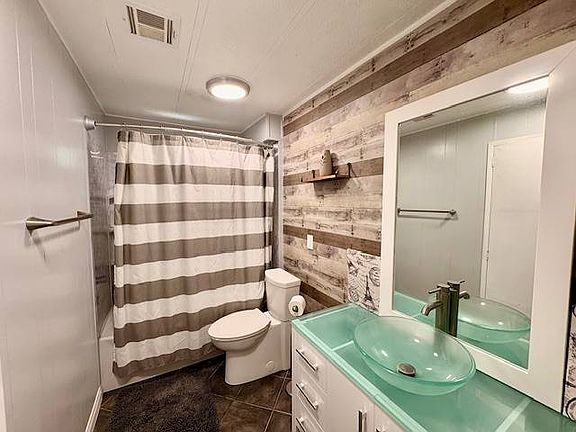 3rd image of 971 Borden Rd Spc 77