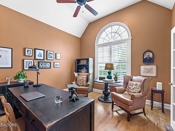 4th image of 1131 Appaloosa Way