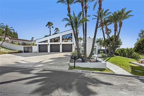275 S Owens Dr Photo 1