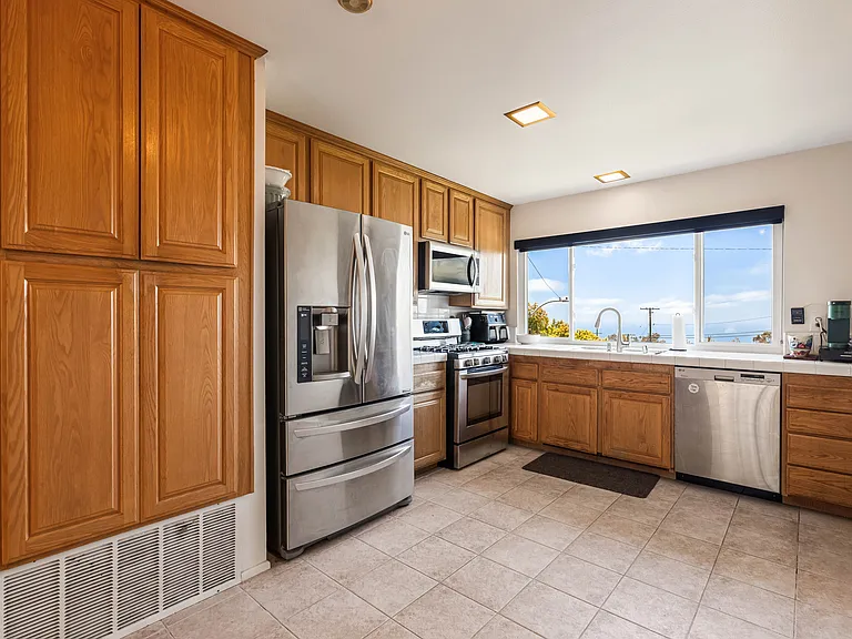 28130 Ambergate Dr — Photo 12