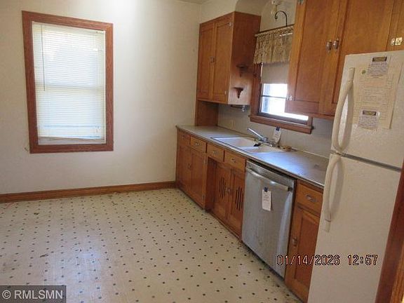 5th image of 618 7th St SW