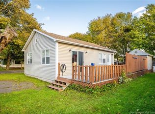 27 Brydges St, Shediac, NB E4P3X7