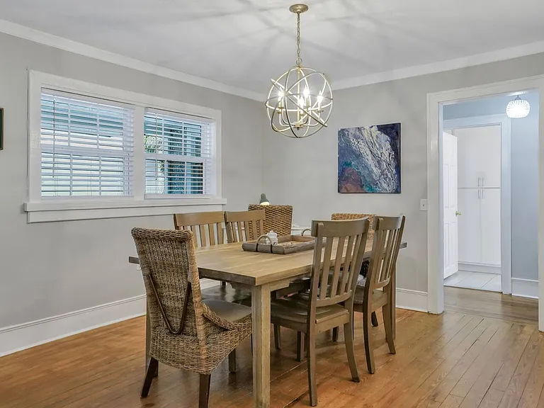 511-513 Demere Rd — Photo 4
