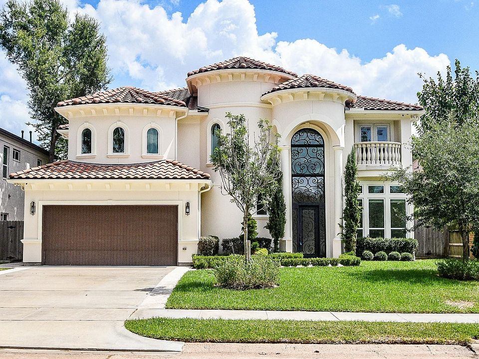 1st image of 422 Mignon Ln