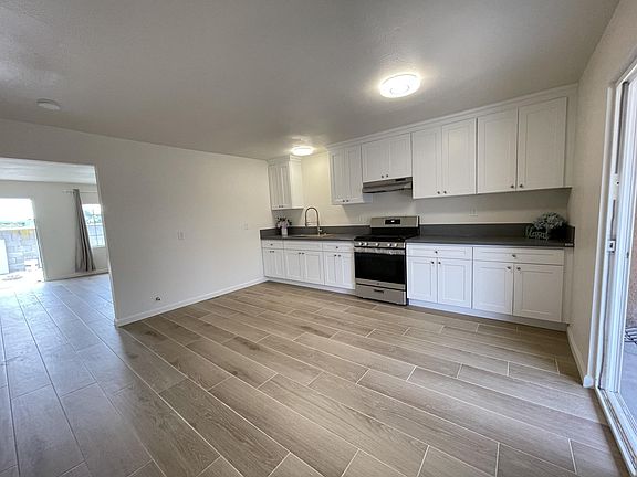 4th image of 10381 Kimberly Ave APT B