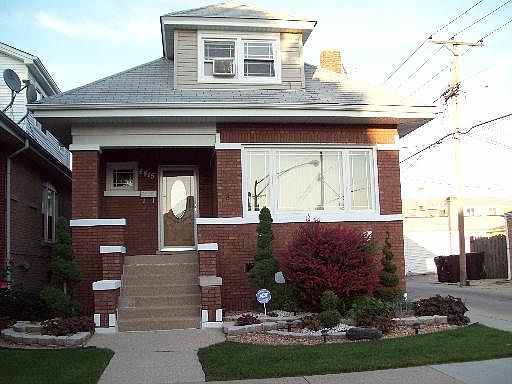 1st image of 4415 N Marmora Ave