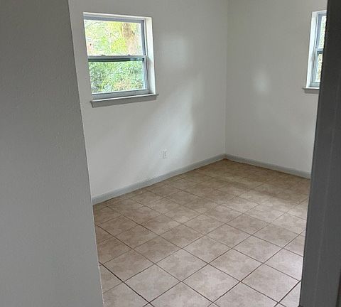 4th image of 7702 Sabra Dr