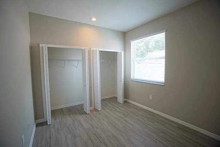 4104 N Thatcher Ave #B — Photo 12
