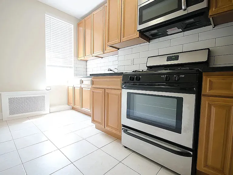 1280 Myrtle Ave #2R — Photo 7