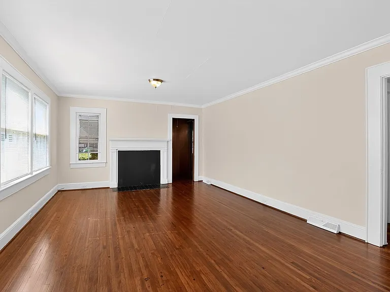 4812 Harris Rd — Photo 4