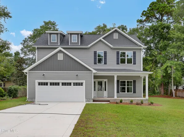 1320 Chadwick Shores Drive, Sneads Ferry, NC 28460