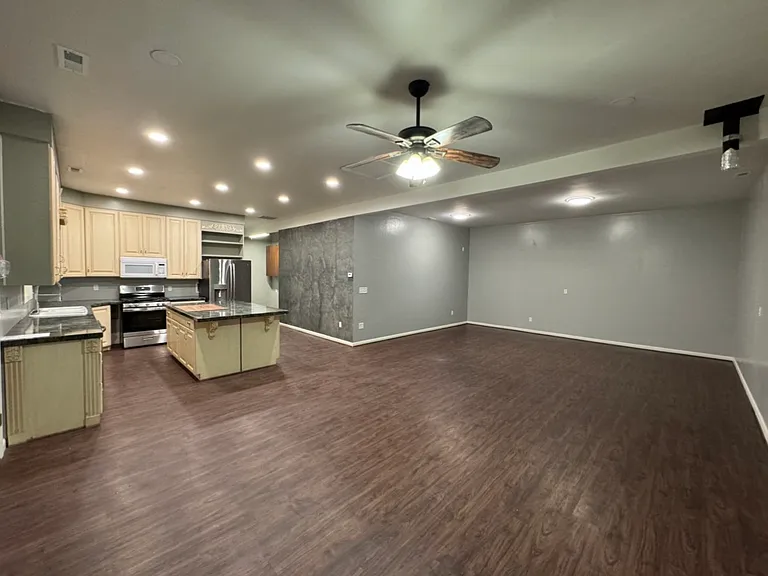 610 N 100 W — Photo 2