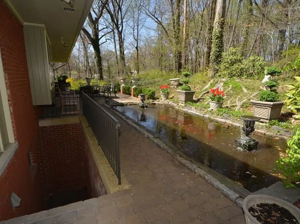 3514 Highview Pl, Falls Church, VA 22044