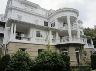 1401 Great Pond Rd APT 7, North Andover, MA 01845