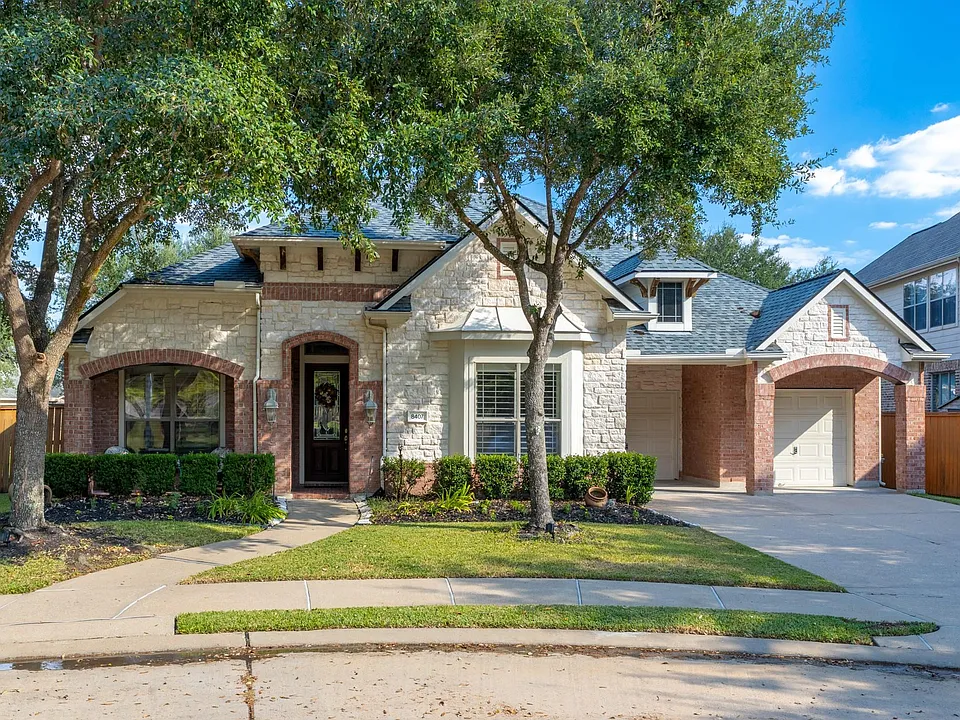 8407 Iron Tree Ln