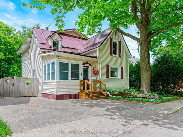 40 Hartley St, Brockville, ON K6V 3N5