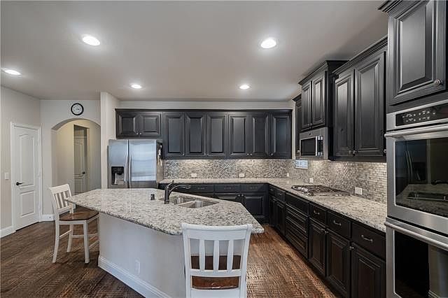 1st image of 4202 Mimosa Dr