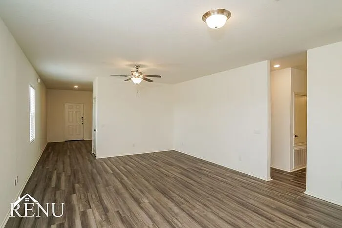 13727 Summer Light St — Photo 9
