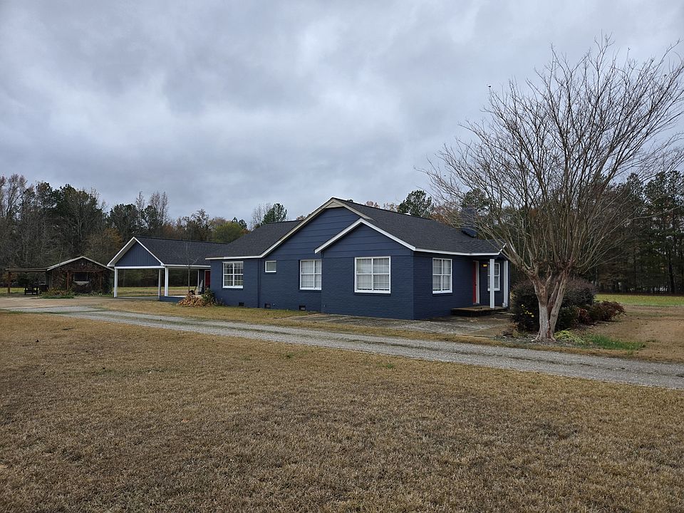 2nd image of 990 Stanley Rd