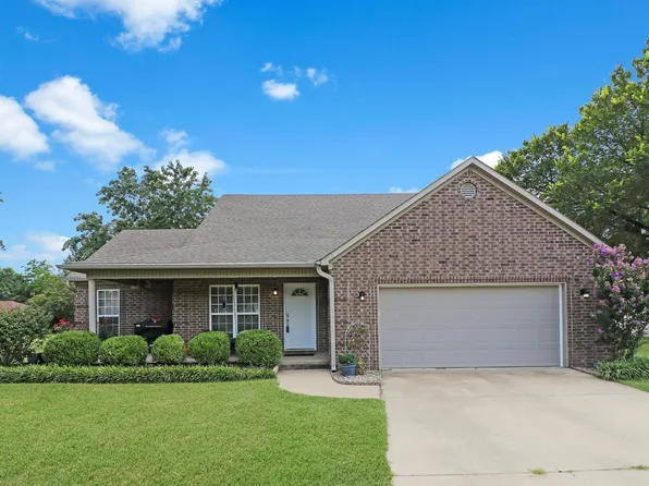 3232 Horseshoe Cv, Jonesboro, AR 72404
