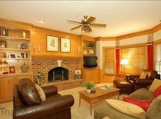 5304 Fairburn Dr, Winston Salem, NC 27106