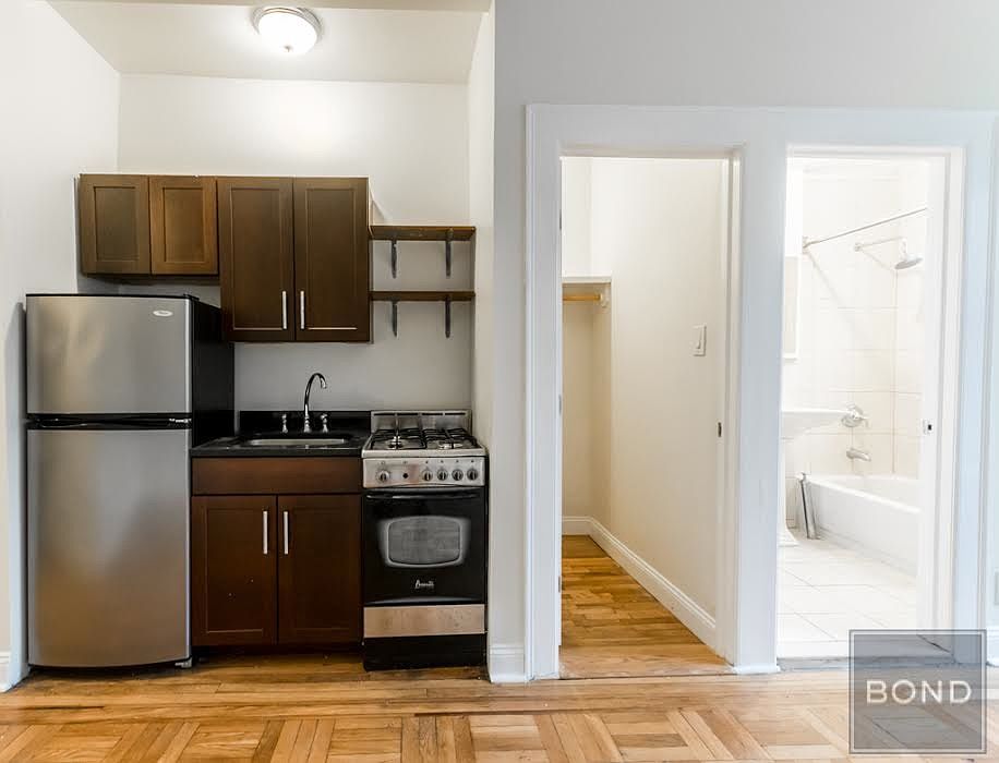 2nd image of 268 Washington Ave