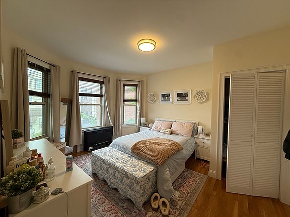 4th image of 106 Chester St #2