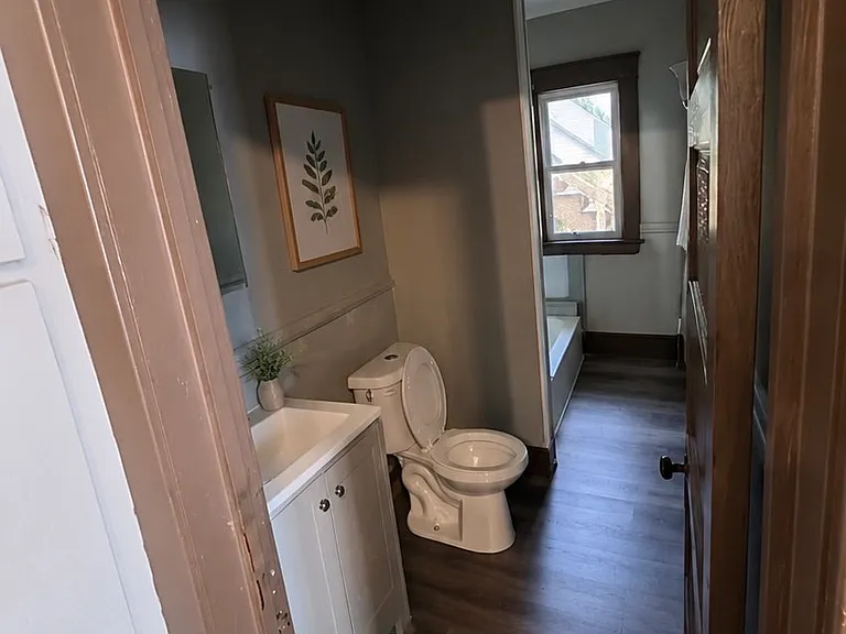 1082 E 78th St #2 — Photo 7