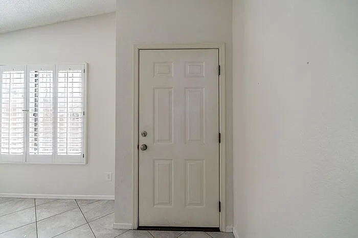 2434 N Palo Hacha Dr — Photo 7