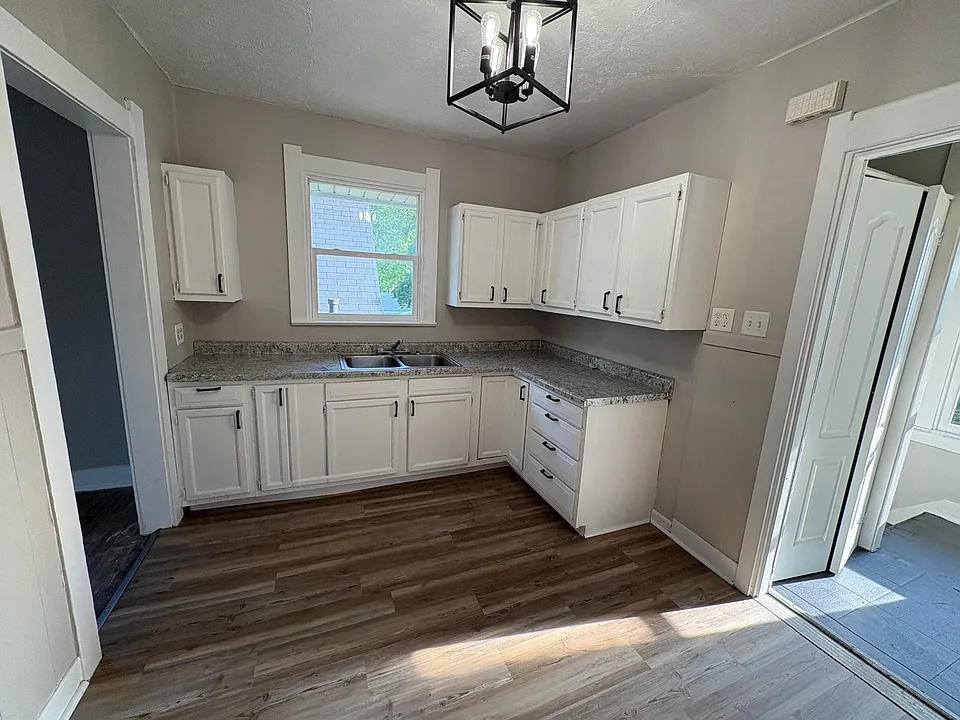 1320 Utah St #2