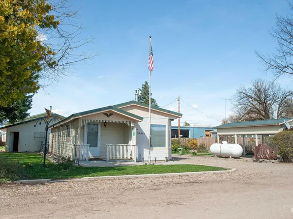 1820 Baker Ln, Payette, ID 83661