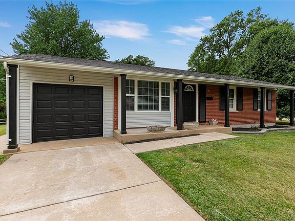 3rd image of 1790 Gerard Park Ln