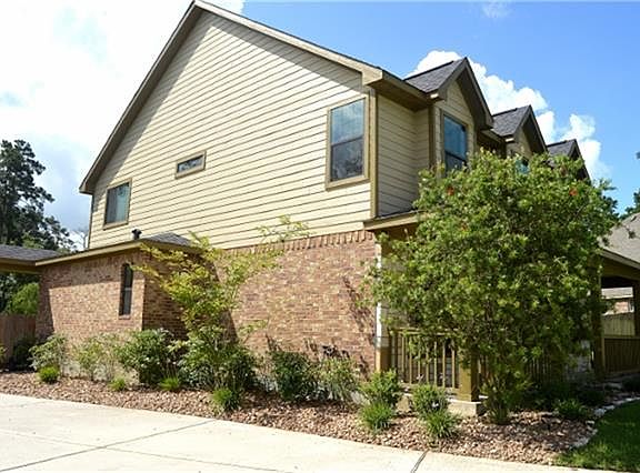 3rd image of 40418 Remington Ln