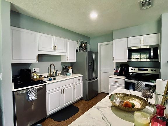 4th image of 2427 Tack Room Ln APT 3