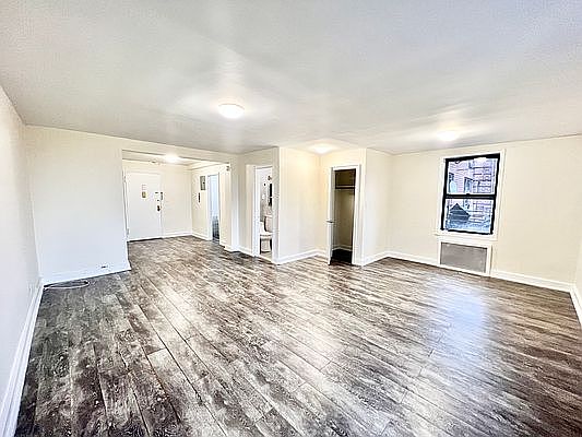1st image of 4140 Denman St APT 6U