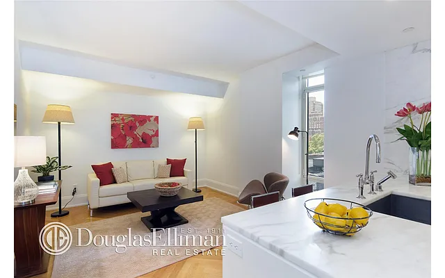 Rented by Douglas Elliman | media 7