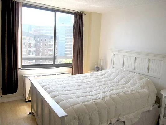 Rented by R New York | media 9