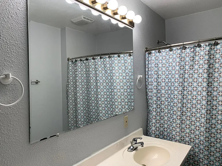 20470 Terry Ln — Photo 24